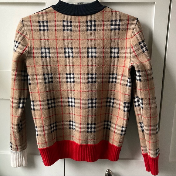 Burberry Sweater - Picture 2 of 9